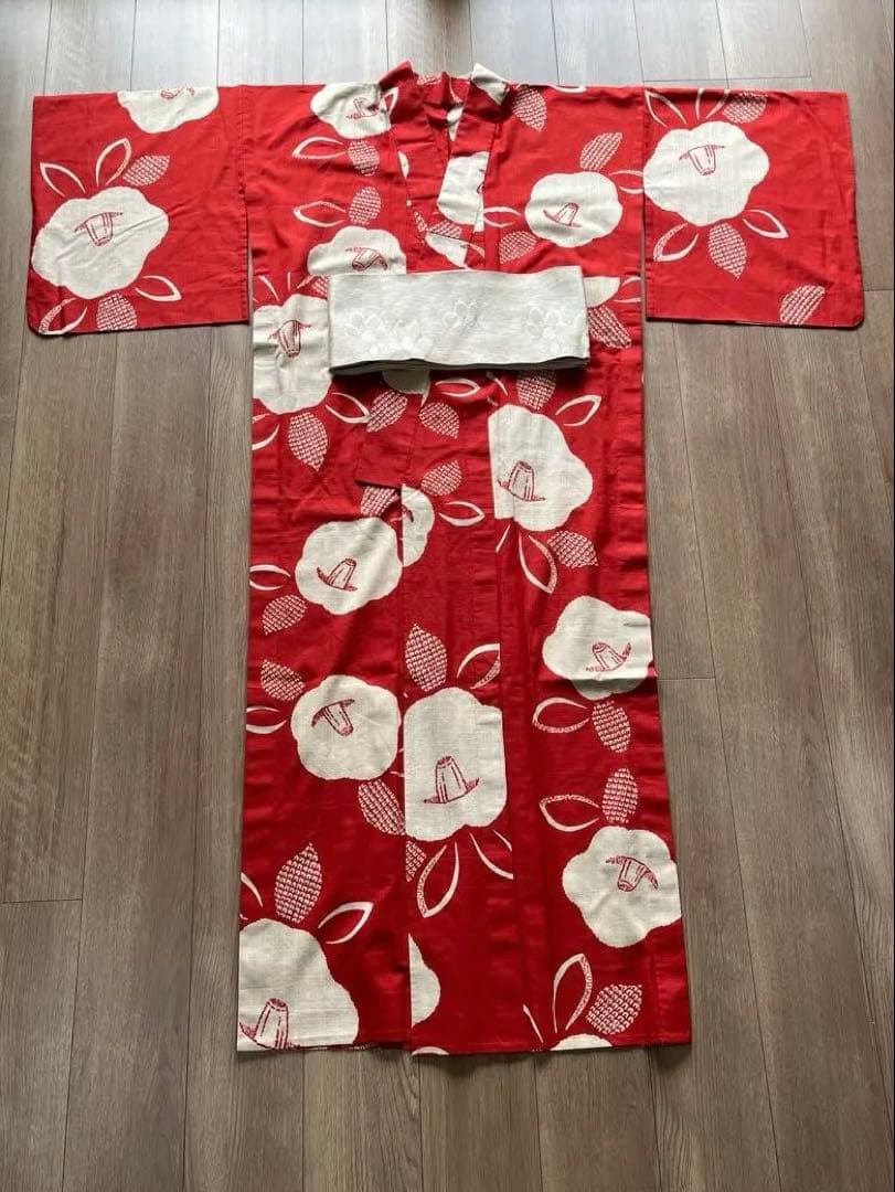 コシノジュンコJKの浴衣・帯のセットです。