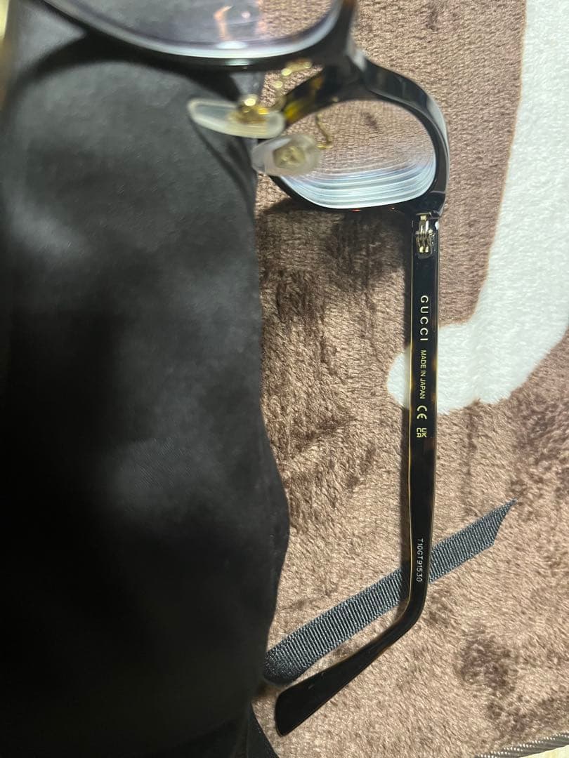 GUCCI メガネ ブラックフレーム ケース付き