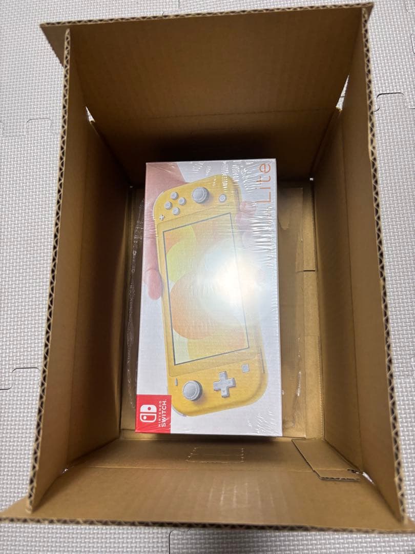 未開封 任天堂Switch lite イエロー