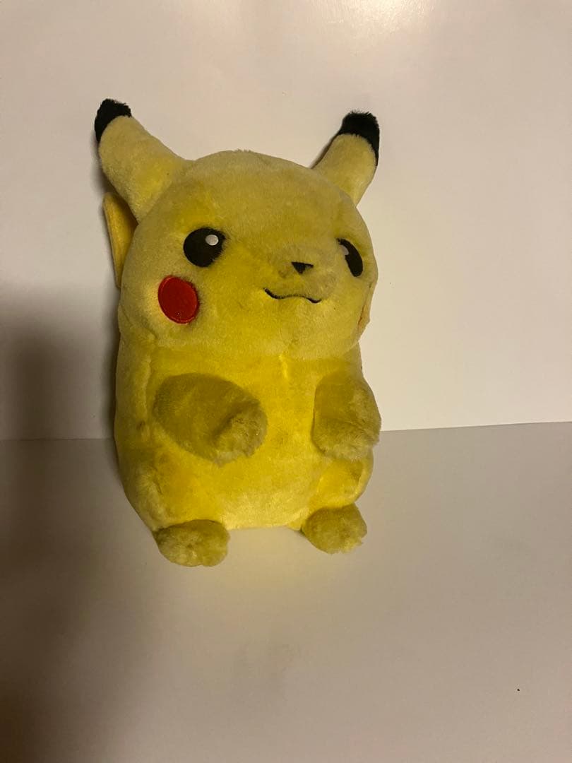 ピカチュウぬいぐるみレア物非売品