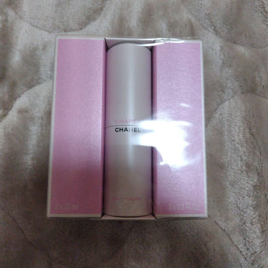 CHANEL　オータンドゥル　ツイスト&スプレイ オードトワレ