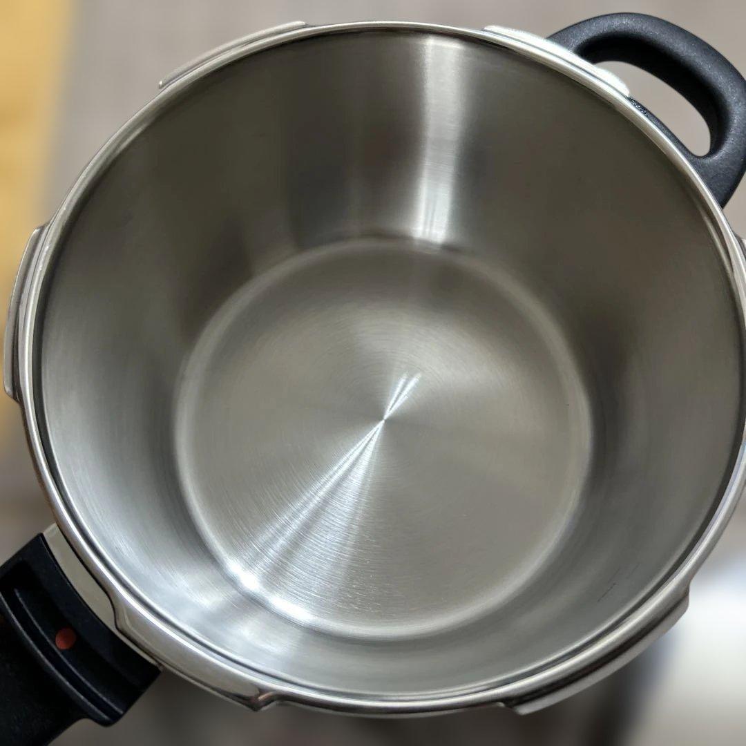 未使用★Fissler フィスラー 圧力鍋 4.5ℓ22㌢★ガラスの蓋★レシピ本