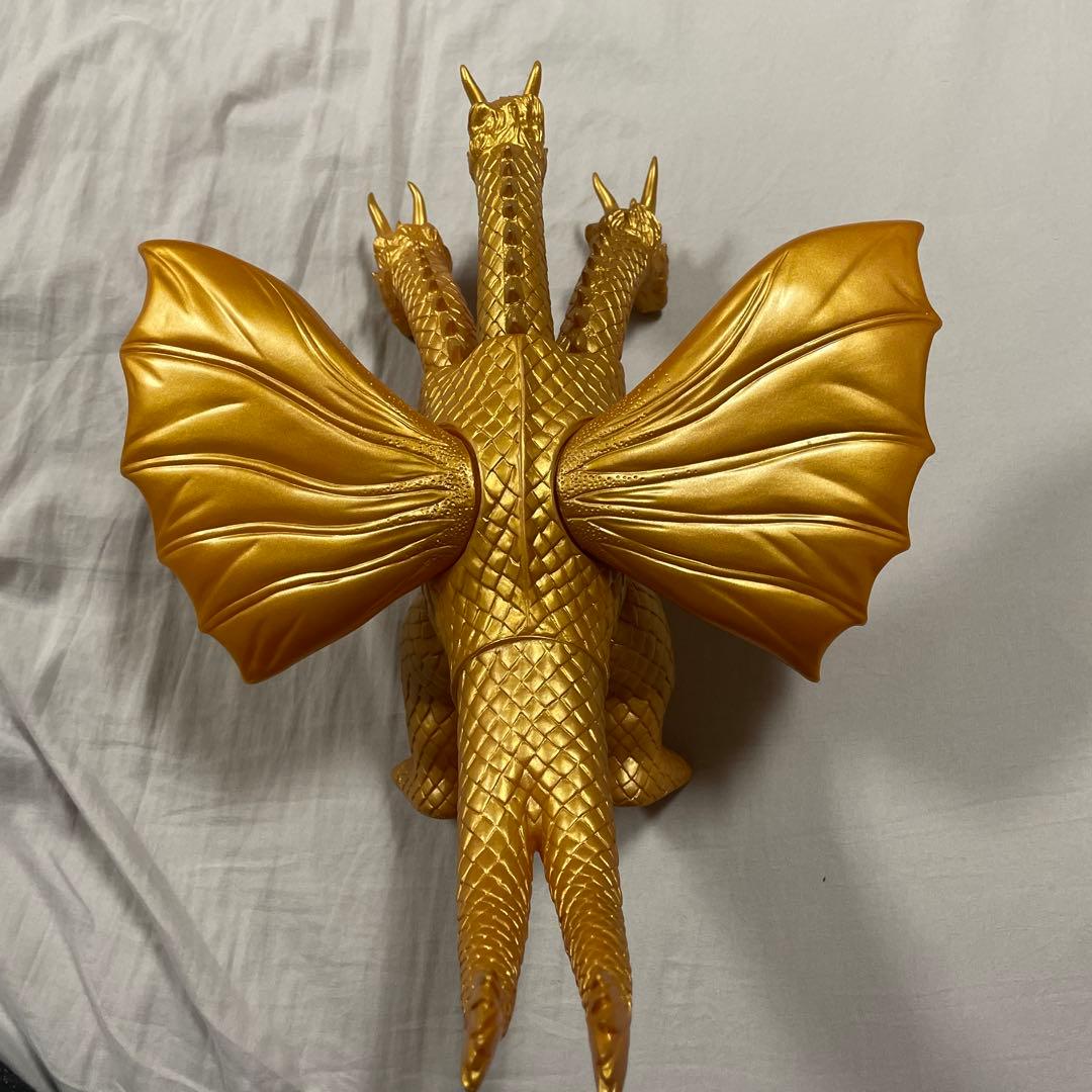 怪獣郷　キングギドラ