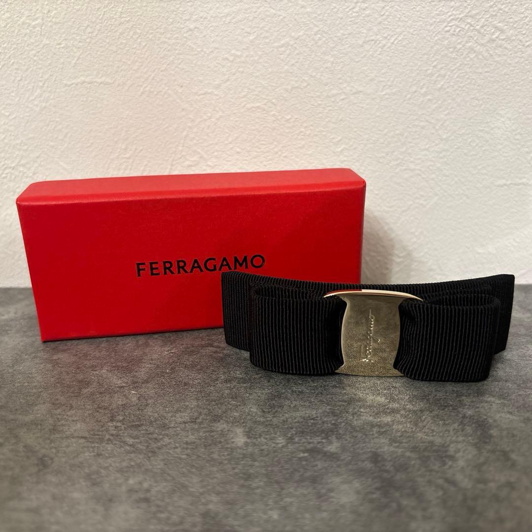 【新品未使用】フェラガモ バレッタ