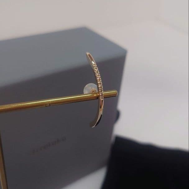 【お値下げ】ヒロタカ BOW ダイヤモンド ピアス 片耳用