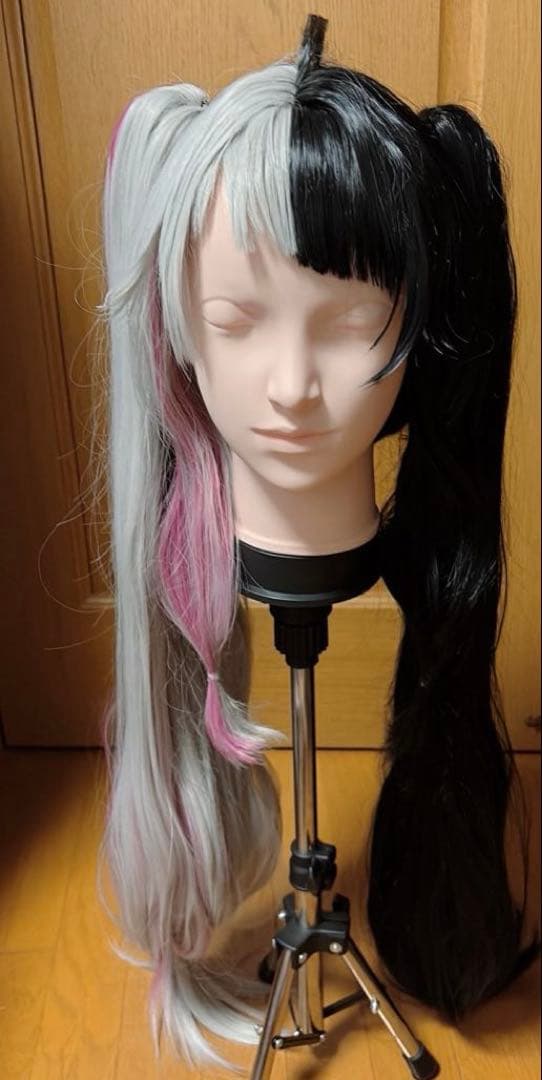 コスプレ　衣装　にじさんじ　夜見れな　VTuber