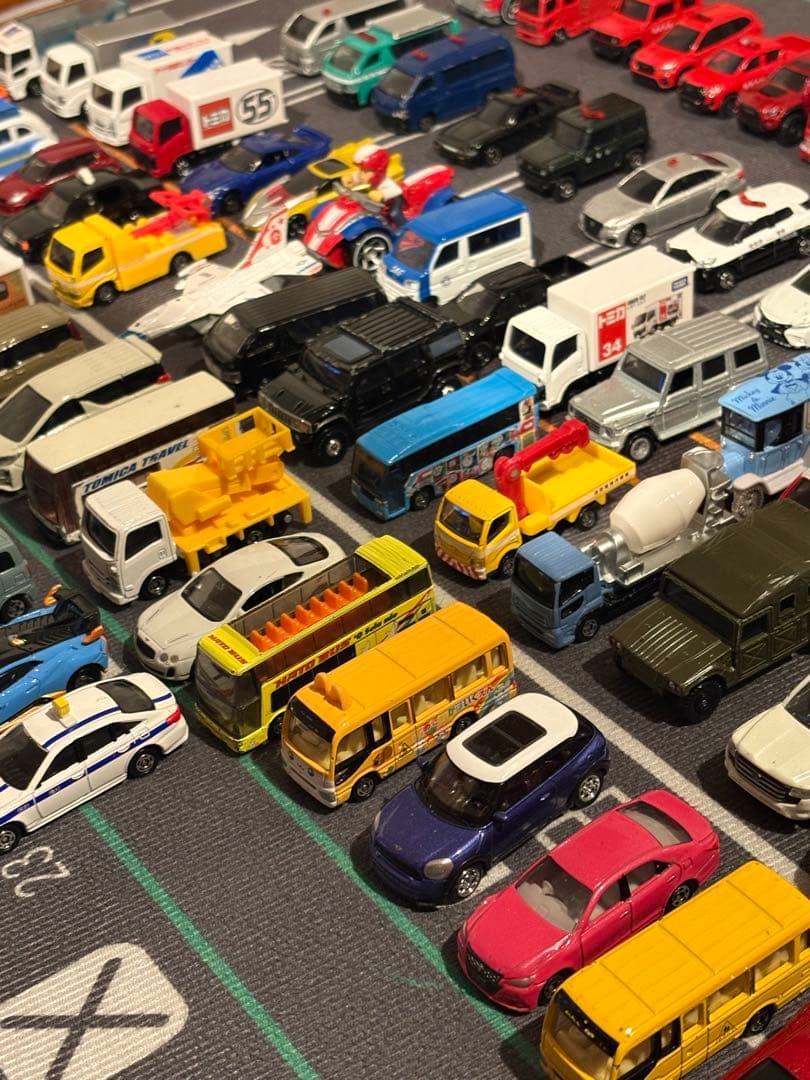 103台分のトミカ　まとめ売りセット
