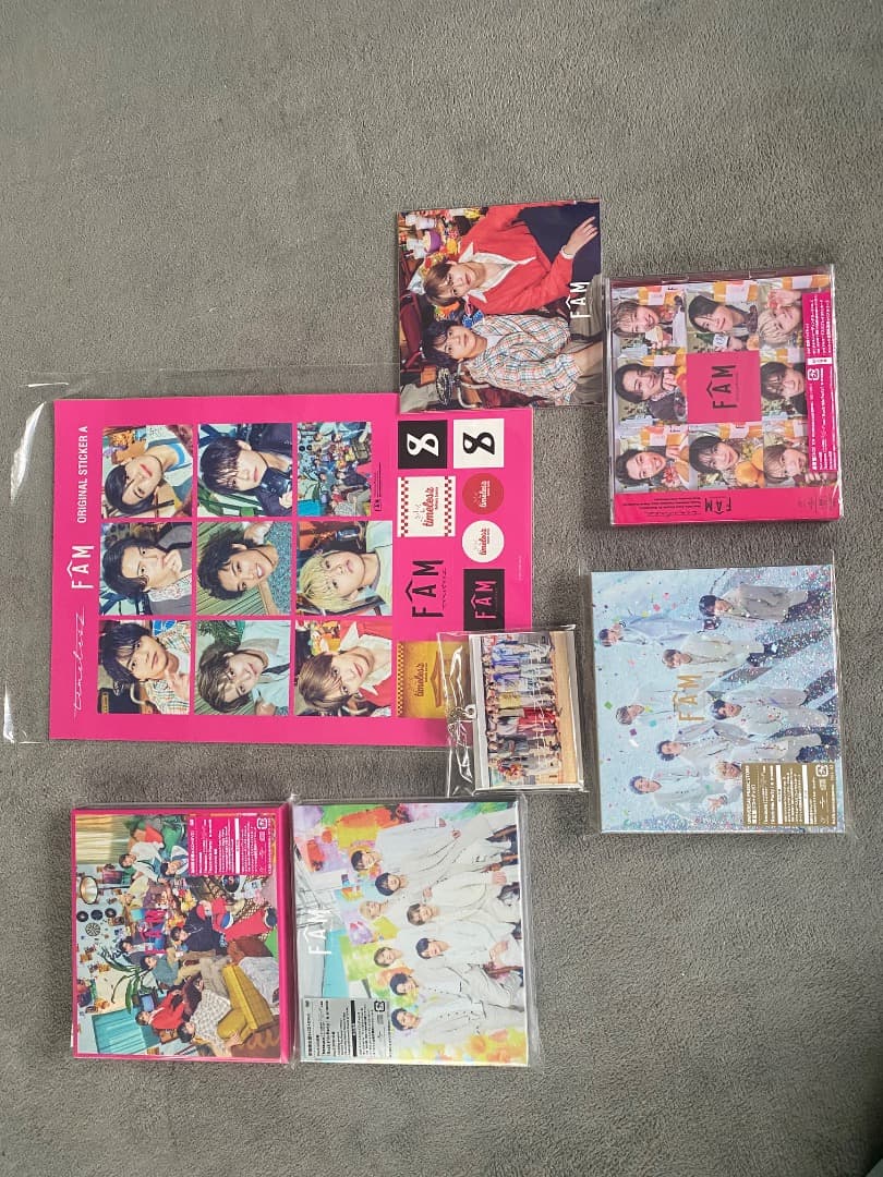 全て未開封。シリアル、トレカ全て揃ってます