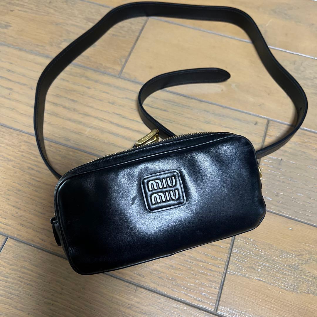 m*a様 ミュウミュウ　miumiu ベルトバッグ