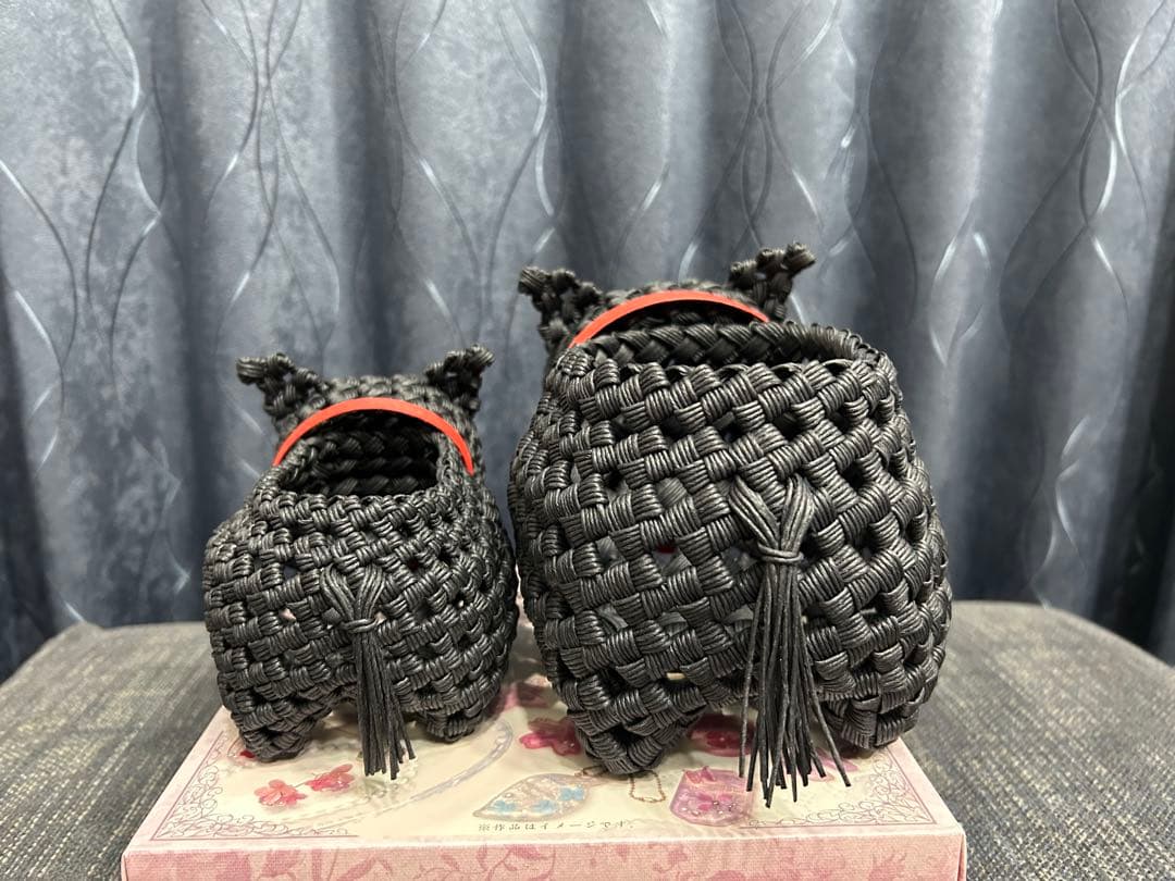 ダンプママです。パグ犬3兄弟　エコクラフト クラフトバンド　小物入れ