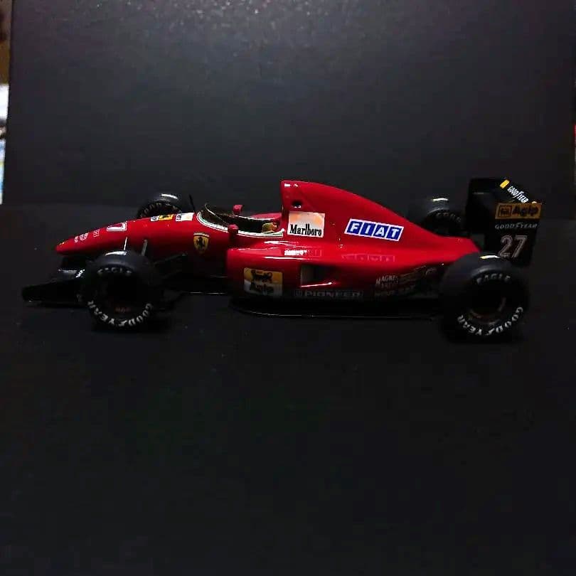 タメオ キット フェラーリ F92A 1/43 メタルミニカー塗装完成品