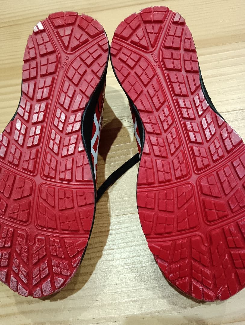 アシックス ウィンジョブ103 レッド 26.0