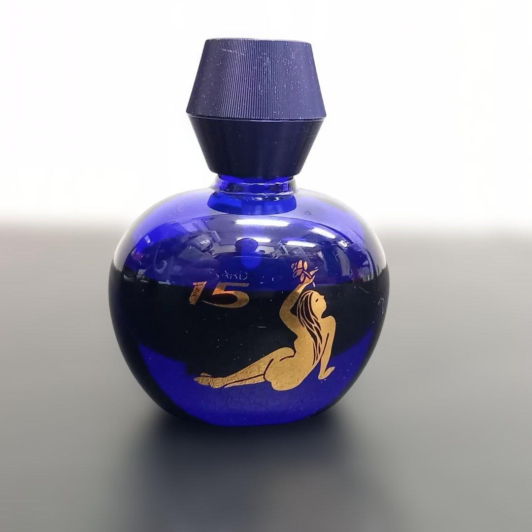 【希少】menard メナード 15 夢の湖 1.8万円　香水　パヒューム