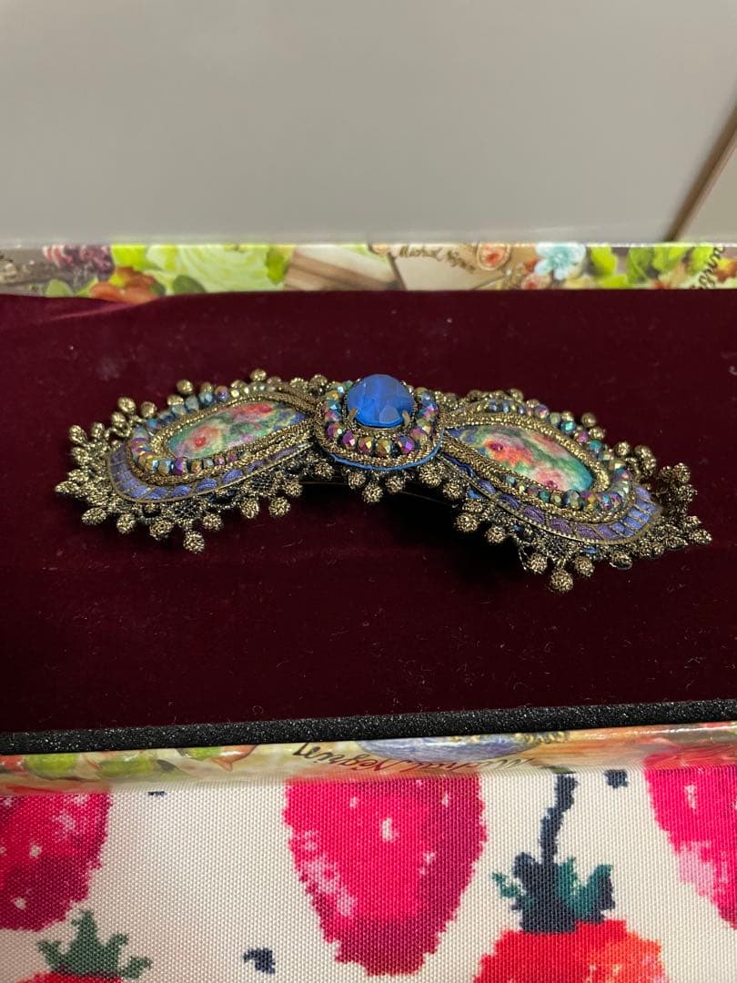 ミハエルネグリンのバレッタ