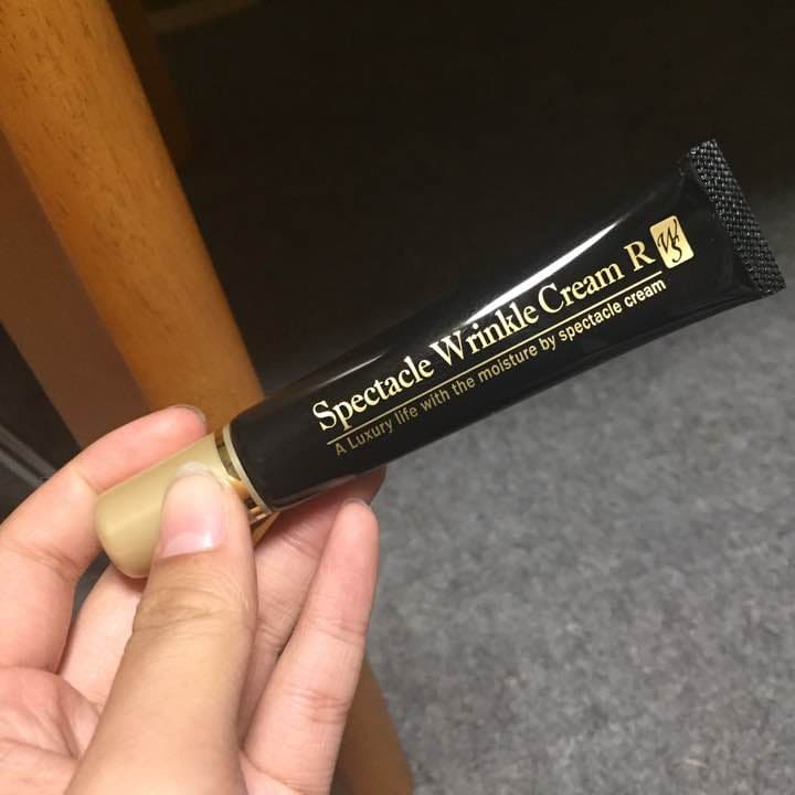 フェイスクリーム Spectacle W rinkle Cream R