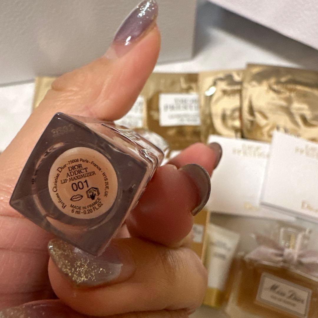 値下げ！プレゼントDIORコスメセット12点　人気色人気品　早い者勝ち