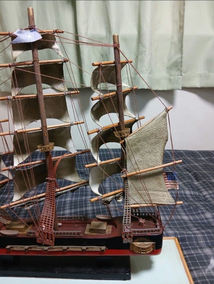 THE BONHOMME RICHARD 帆船 模型 ガラスケース付き