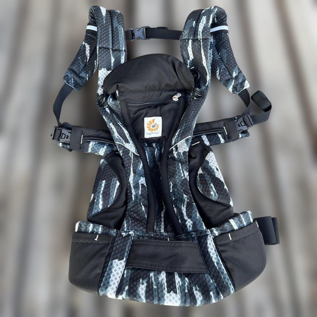 エルゴベビー オムニブリーズ 正規品 ペイントブラック　ポーチ付き