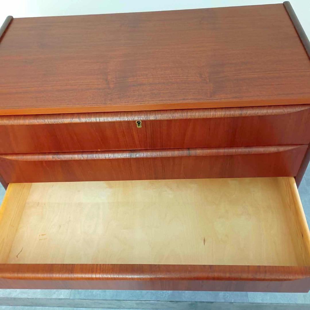 北欧ヴィンテージ チーク 4段チェスト