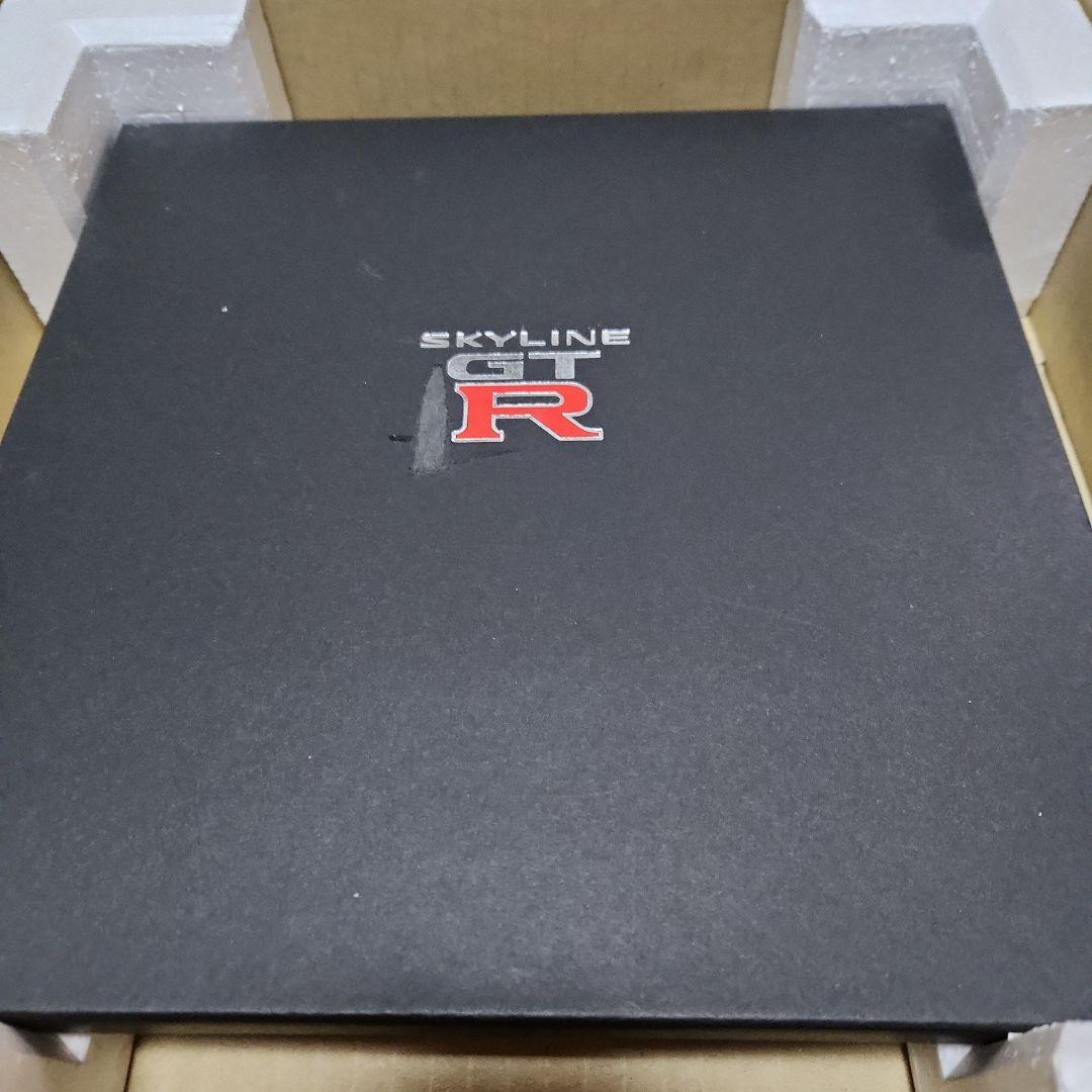NISSAN SKYLINE GT-R34 購入者限定写真集