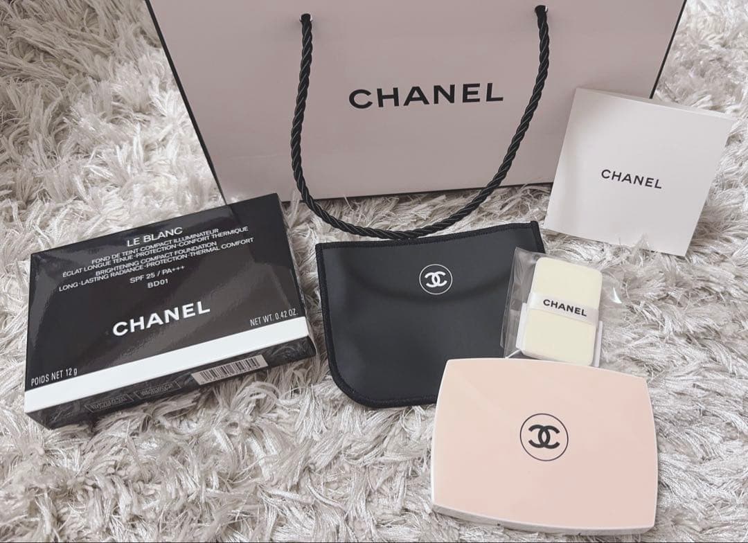 新品に近いほぼ全量CHANEL ル　ブラン　ブライトニング　コンパクトBD01