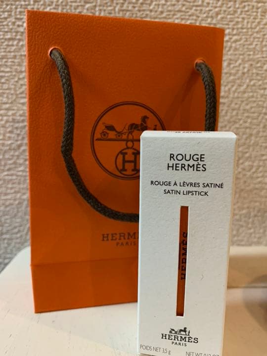 エルメス　リップ　50番　新品未使用　未開封