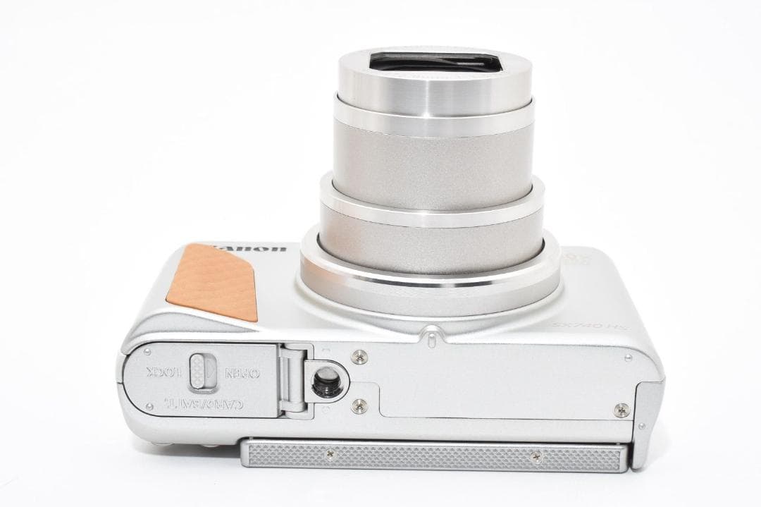 【新品級】 キヤノン CANON SX740 コンパクトデジタル シルバーカメラ