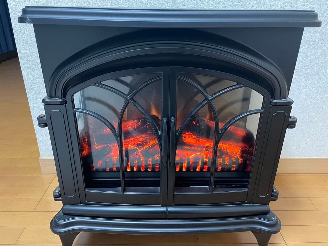 ニトリ　暖炉型　ワイド　ファンヒーター