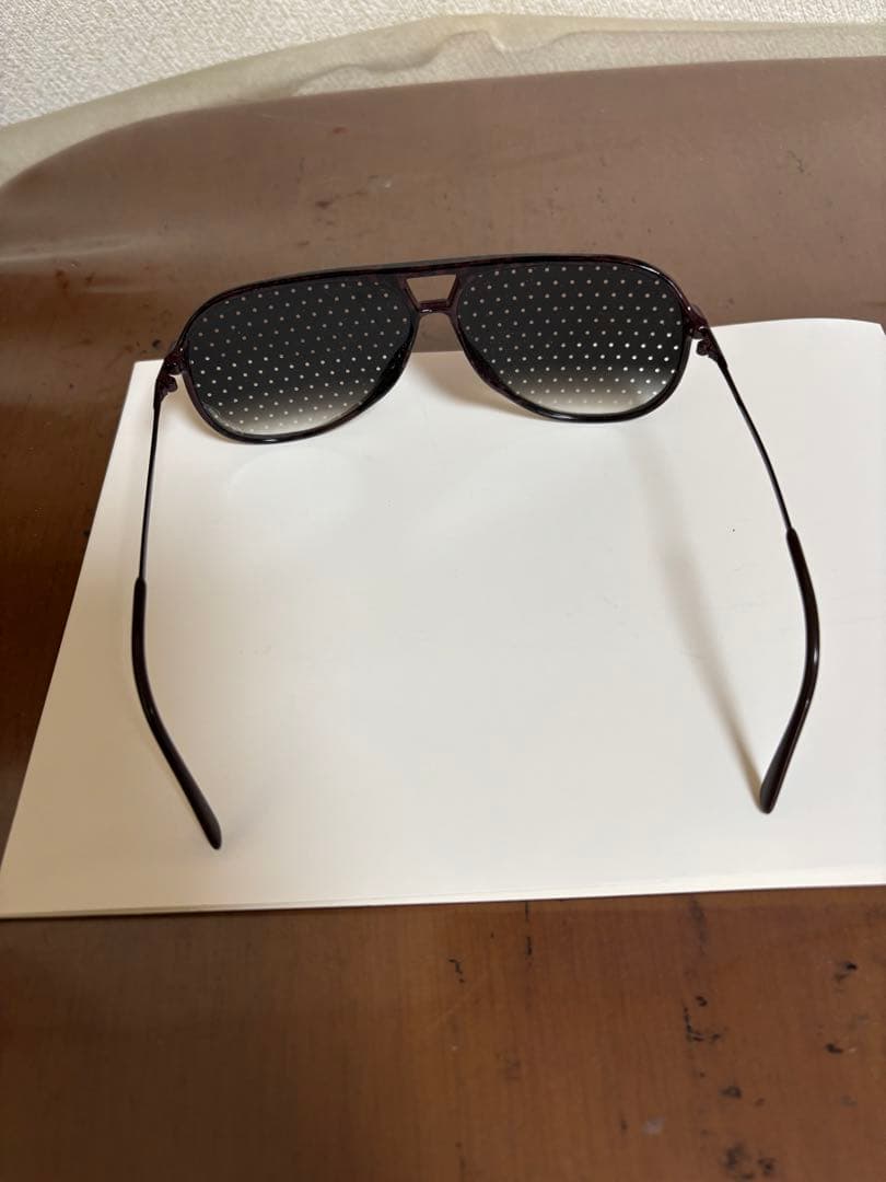 元祖　視力回復メガネ　ピンホールメガネ