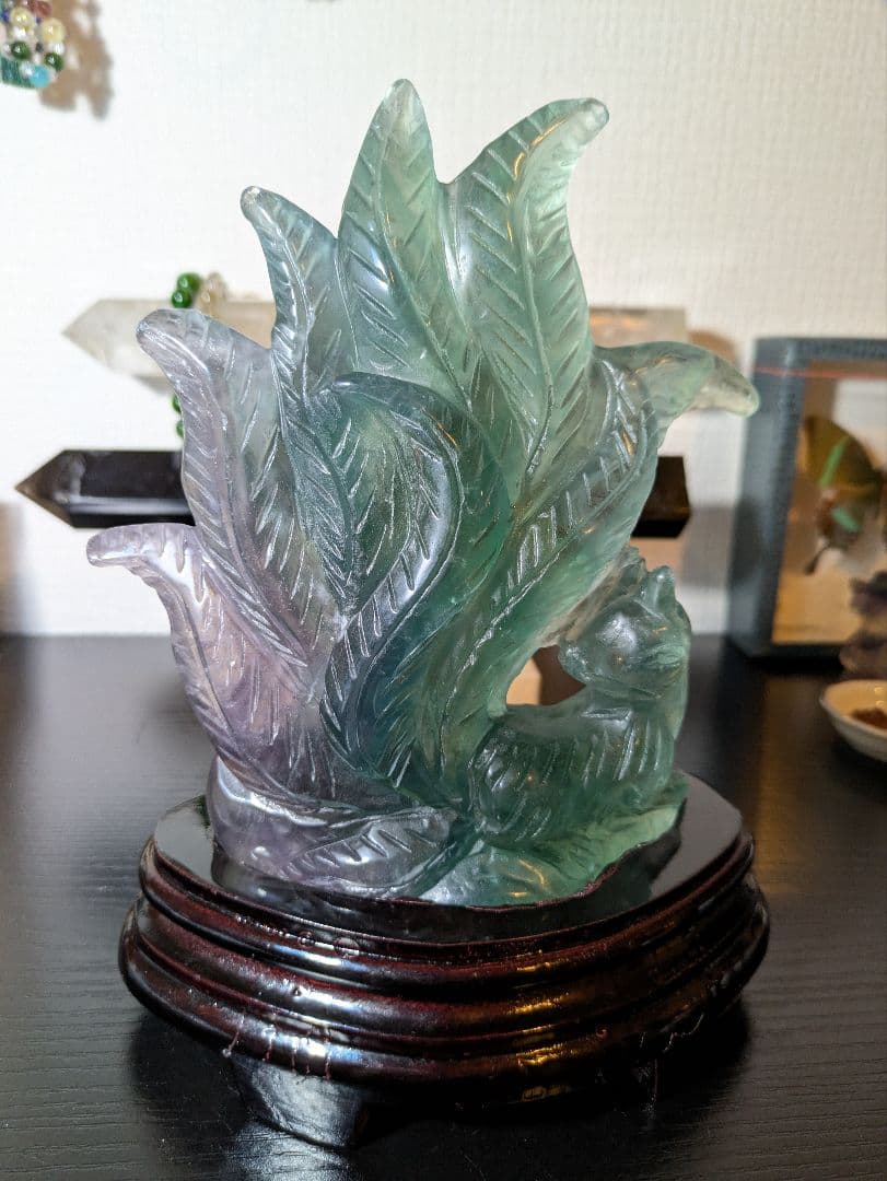 さっぽページ✨　超高品質✨ フローライト 九尾の彫物 高さ約20cm