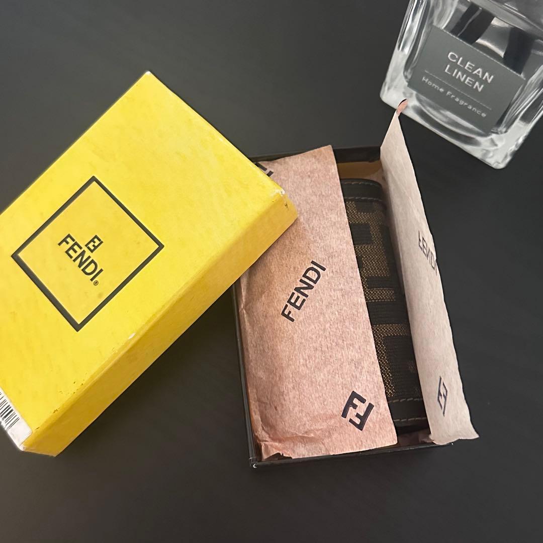 【未使用級】FENDI 6連 ズッカ柄 キーケース ブラウン