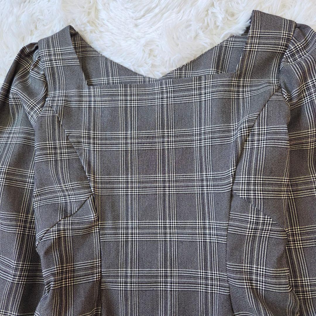 CINEMATIQ　ヴィンテージリリーロングワンピース　Ｌ　ストレッチ　金ボタン