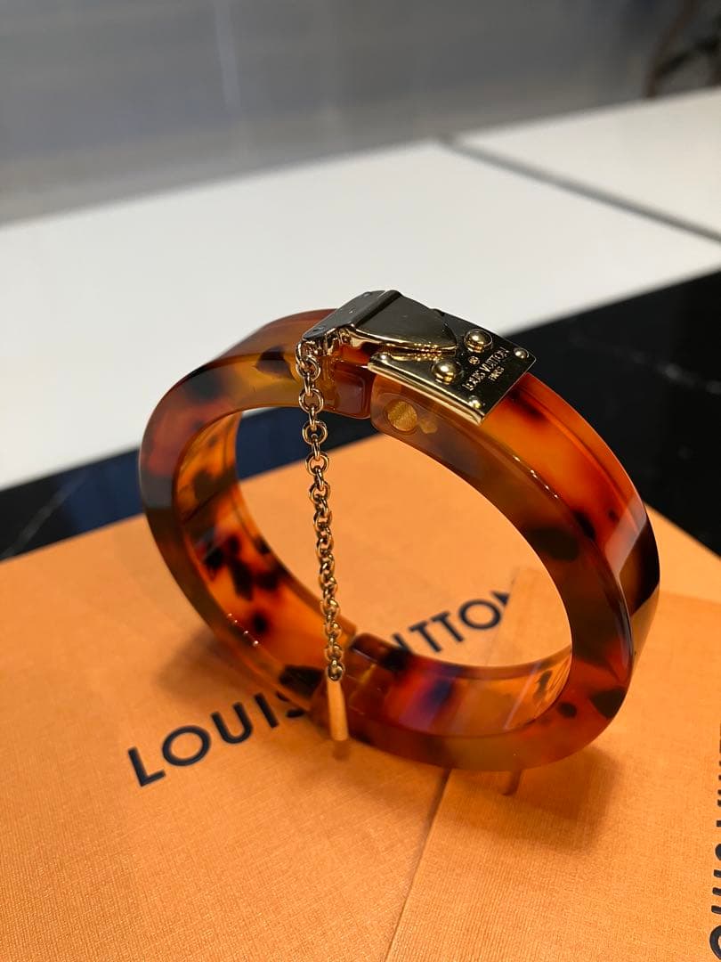 ★★もこもです★★ 【極美品】ルイヴィトン ブラスレロックミー バングル