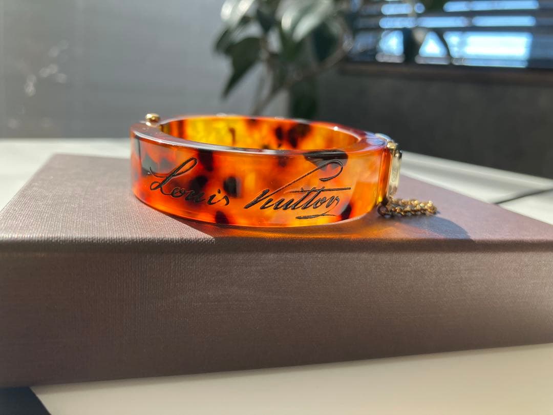 ★★もこもです★★ 【極美品】ルイヴィトン ブラスレロックミー バングル