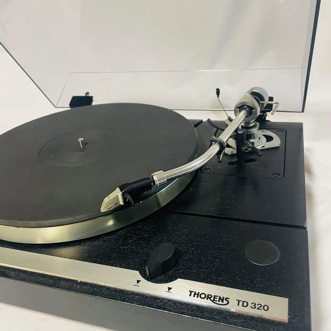 ＴＨＯＲＥＮＳ　ＴＤ３２０　トーレンス　セミオートレコードプレイヤー　 動作品