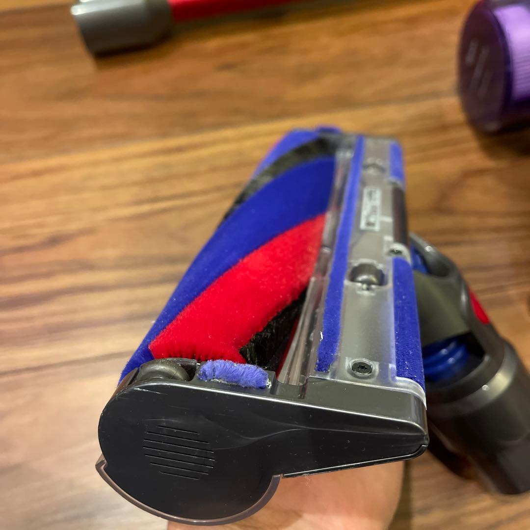 使用回数少 dyson ダイソン SV10K v8 slim fluffy