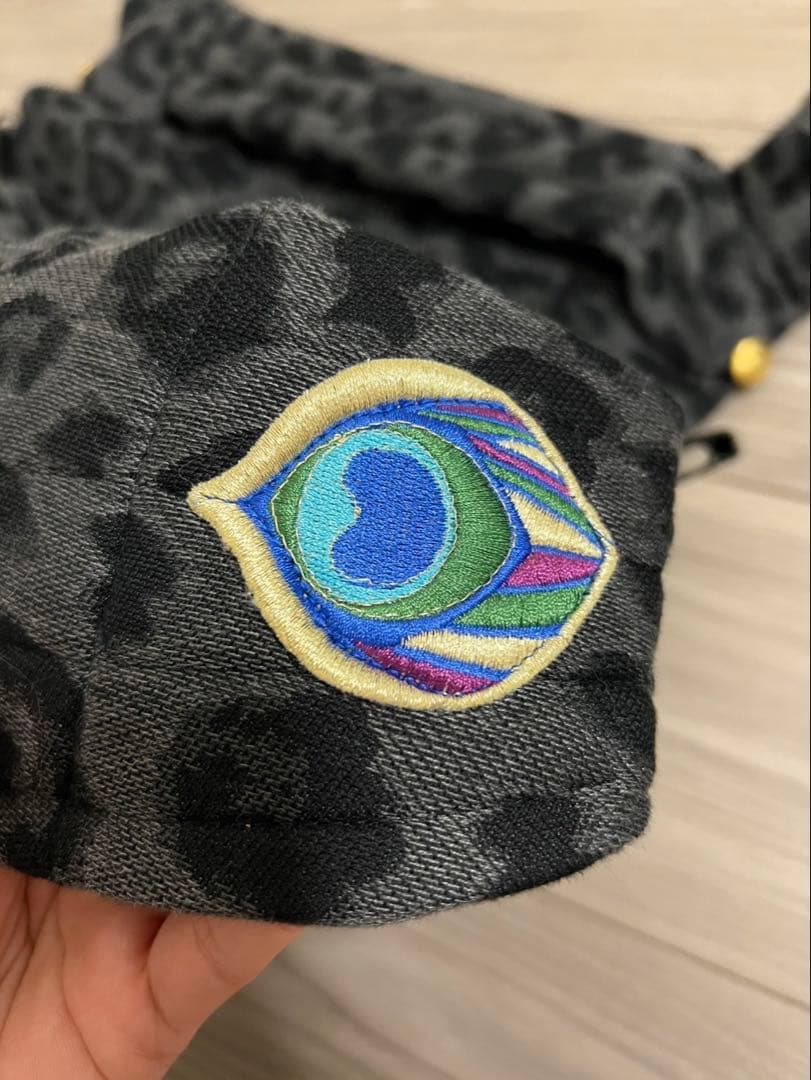 artipoppe ヒョウ柄 抱っこ紐