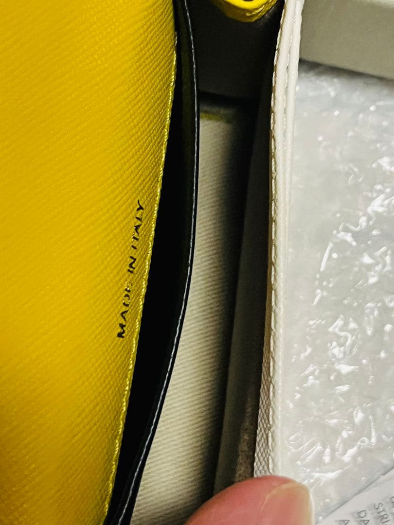 美品 MARNI マルニ カードケース バイカラー イエロー 名刺入れ