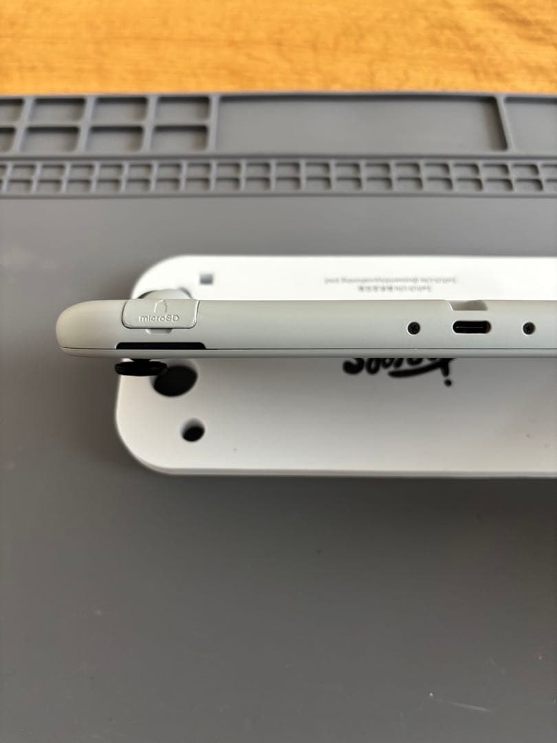 Nintendo Switch Lite本体　カスタム品　外装スーファミ仕様