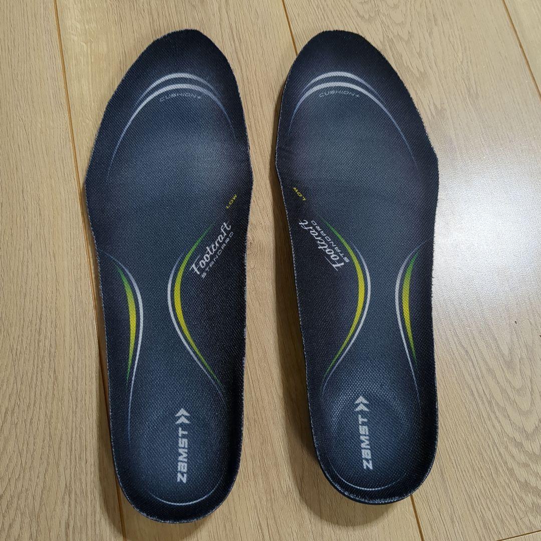 ASICS　バレーボールシューズ