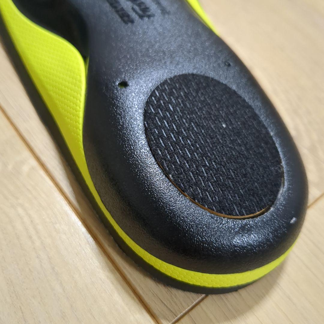 ASICS　バレーボールシューズ