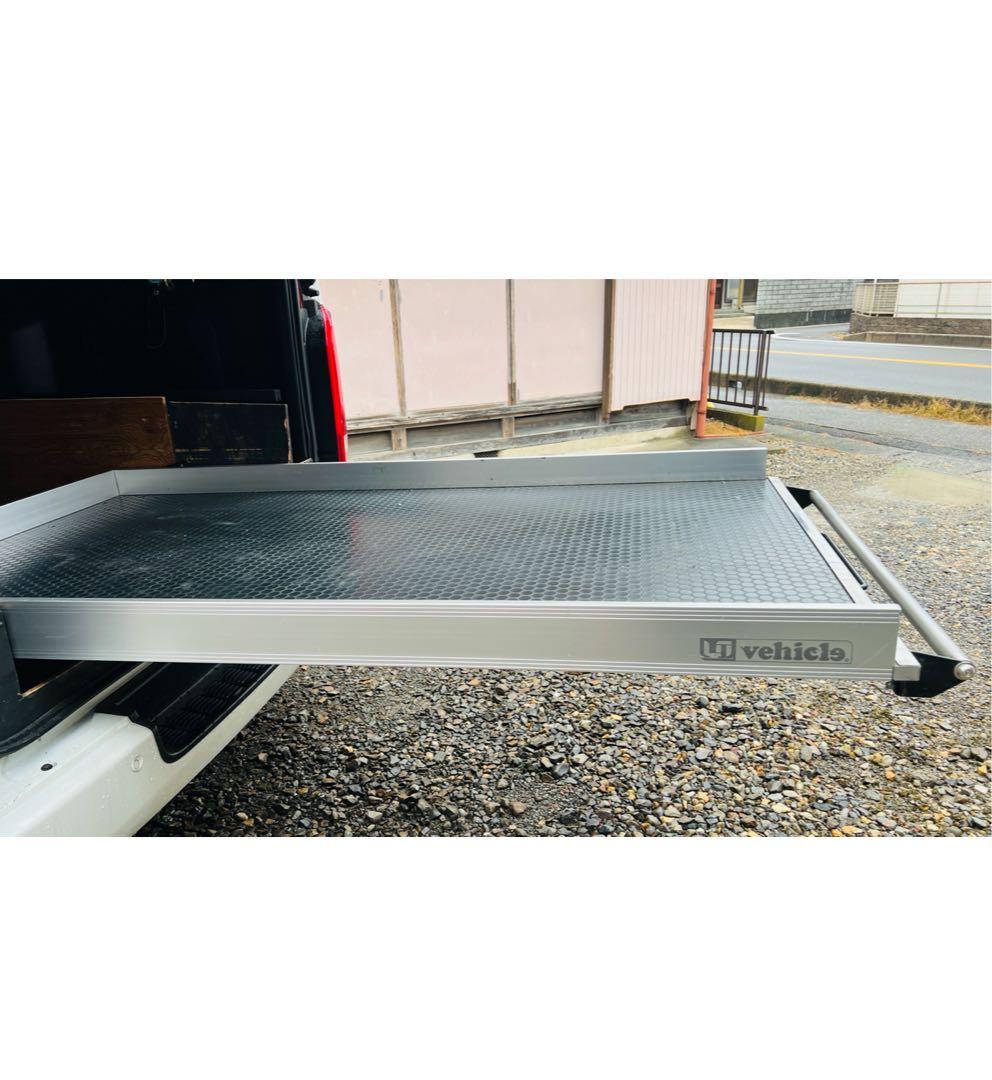 【愛知発引取限定】ハイエース200系標準ボディ用ユーアイビークル☆スライドフロア