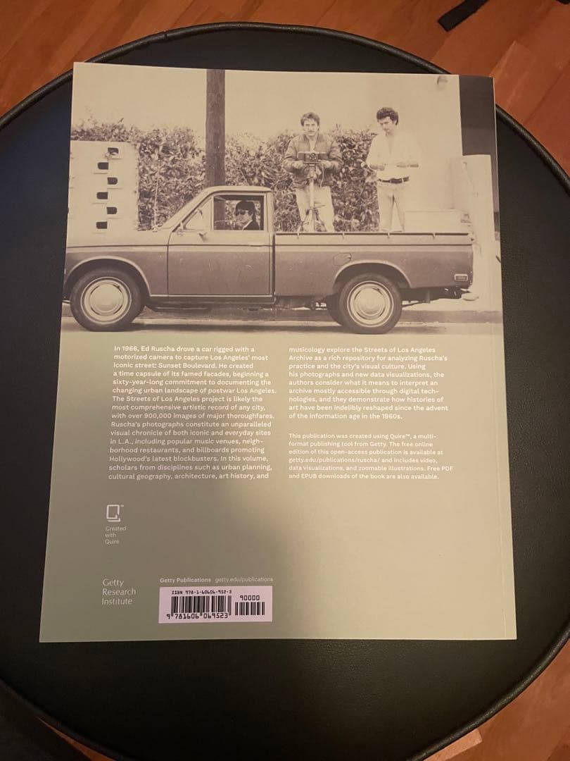 アート・デザイン・音楽 Ed Ruscha ARTIST IMAGE ARCHIVE CITY