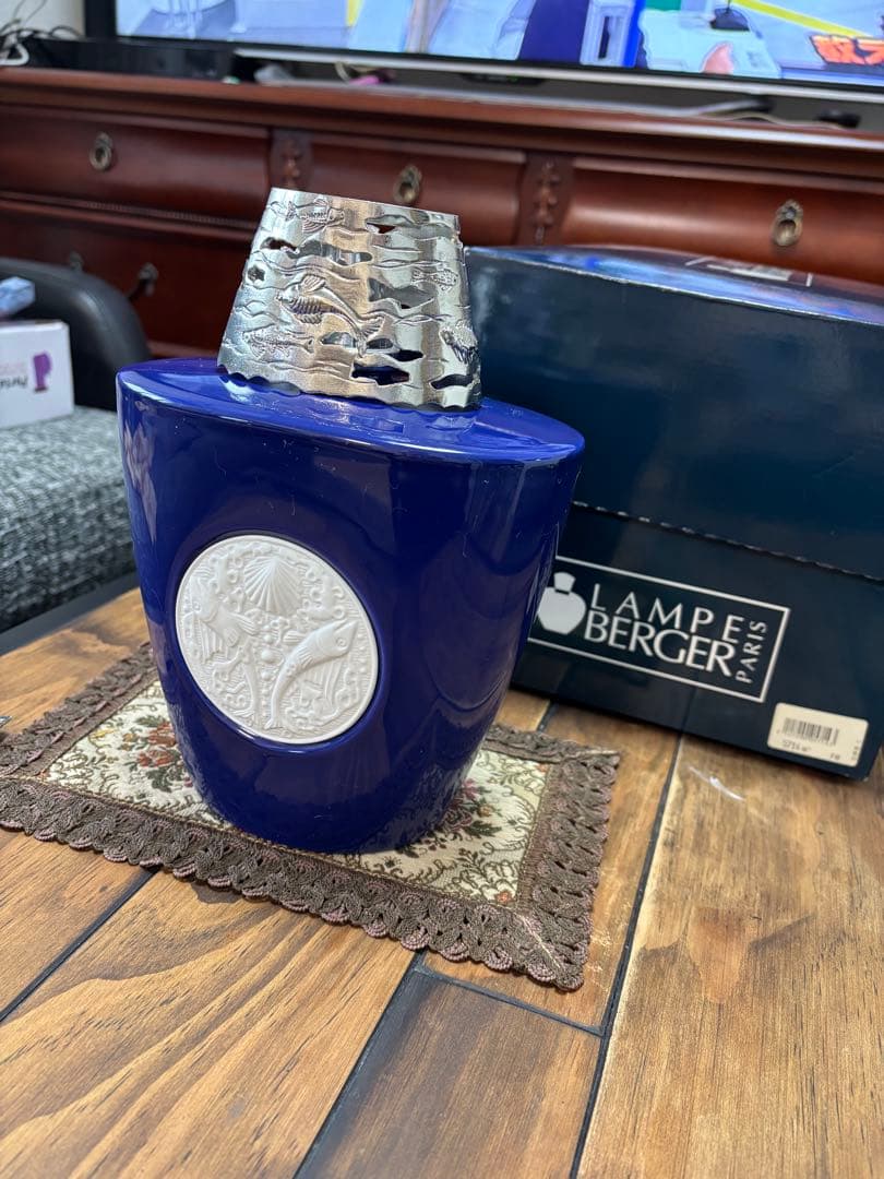 ランプベルジェのフォーチュンフィッシュ、定価27万円です。こちらは元箱有りです