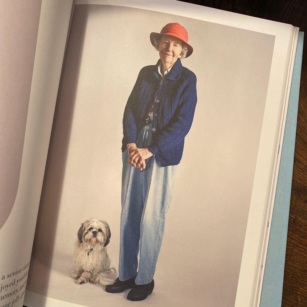 アート・デザイン・音楽 The grannny Alpharbet by Tim Walker