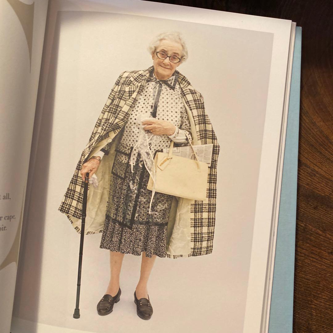 アート・デザイン・音楽 The grannny Alpharbet by Tim Walker