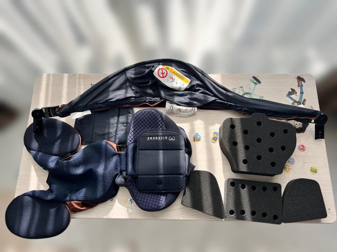 【ミモザ。。♪ 】AILEBEBE ネイビー 回転式チャイルドシート