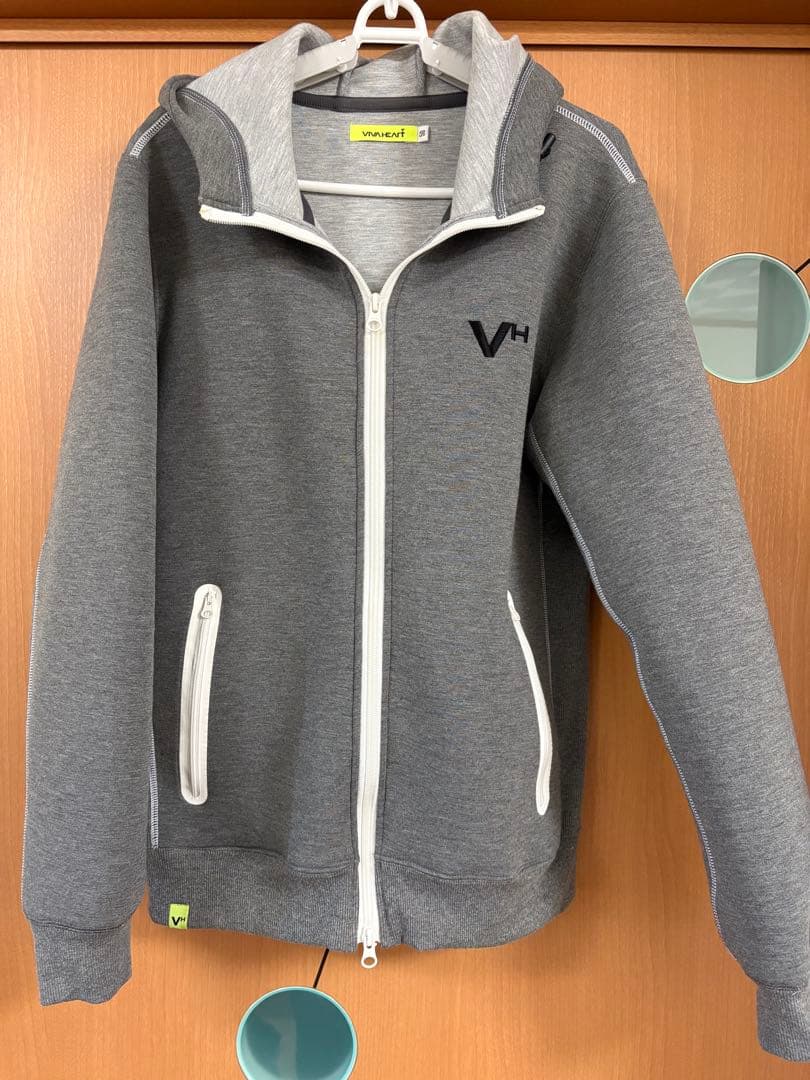 VIVA HEART フルジップ フード付きジャケット