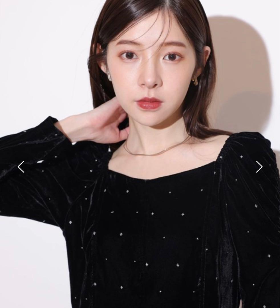 ベロア刺繍ペプラムブラウス　Rirandture