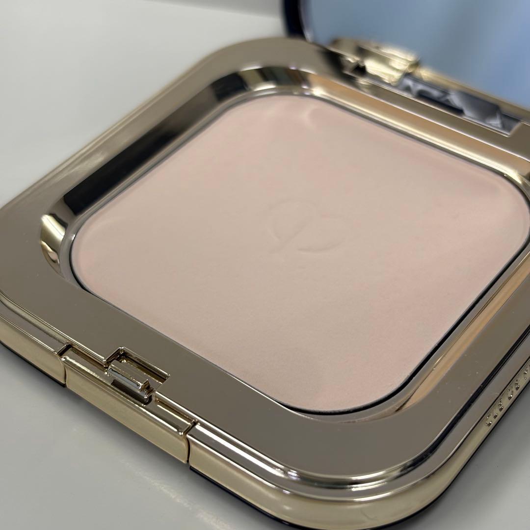 クレ・ド・ポー ボーテ プードルコンパクトエサンシエルn フェイスパウダー　5g